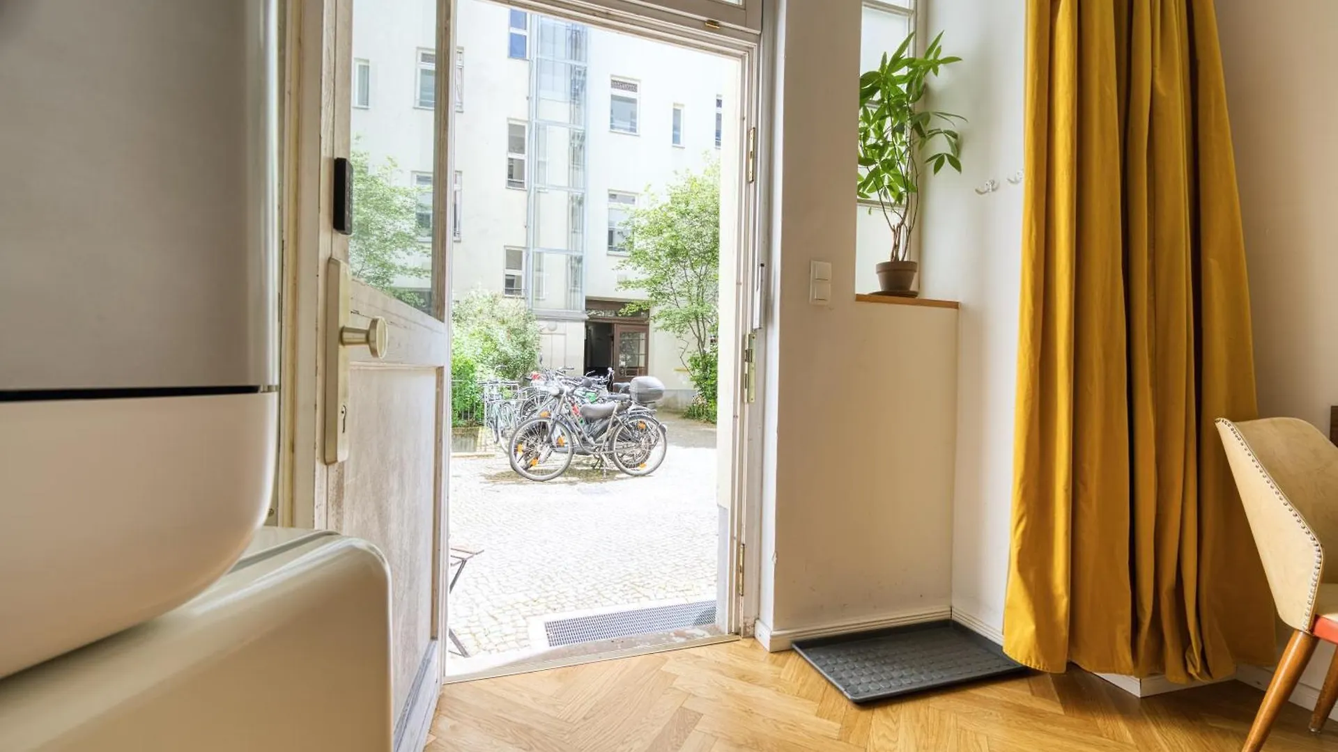 Cozy Designer Apartment In Friedrichshain Berlin