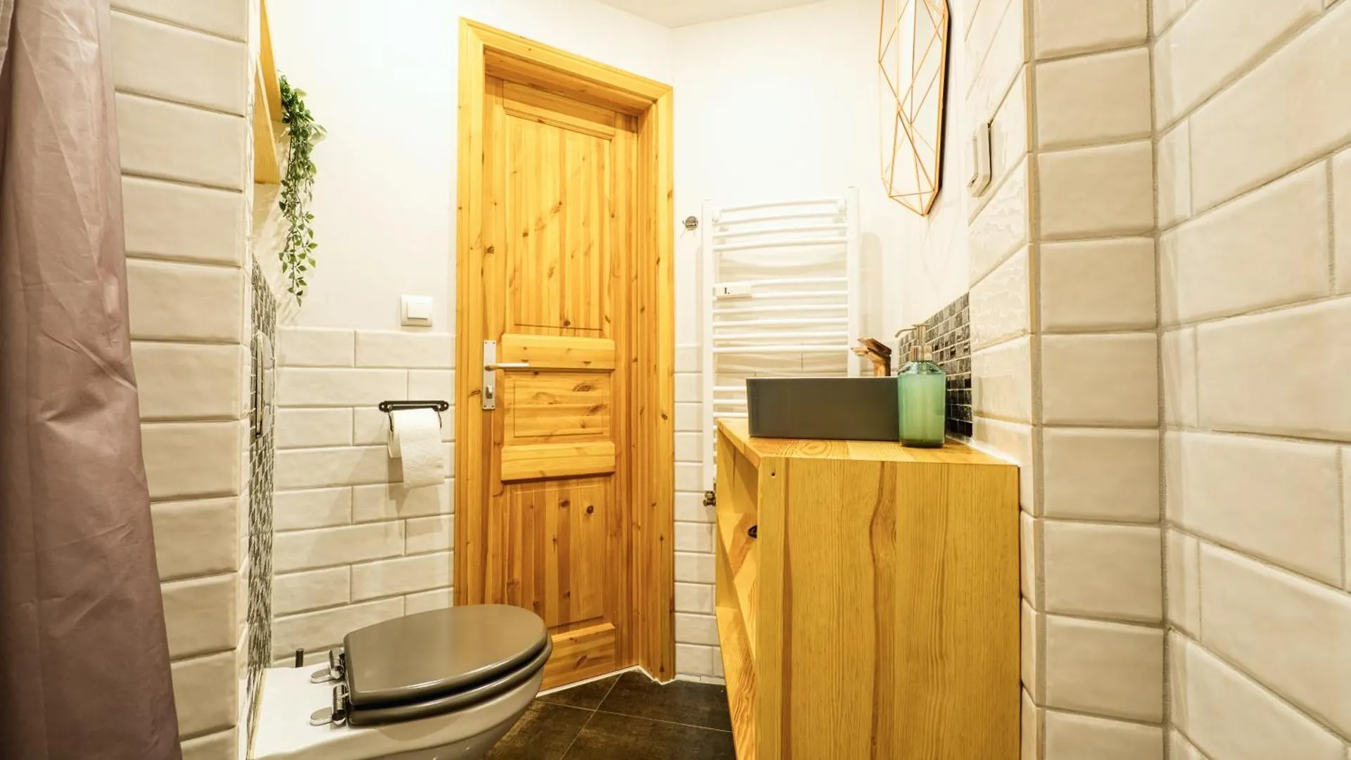 Cozy Designer Apartment In Friedrichshain Berlijn